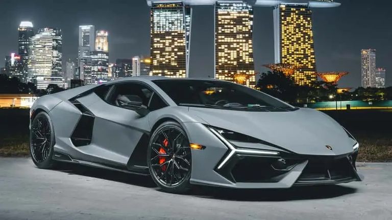 طراز Lamborghini Revuelto طراز Mercedes-Maybach S680