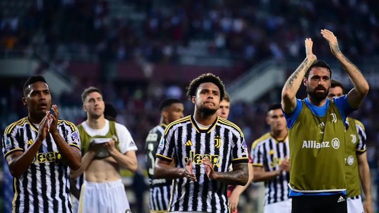 يوفنتوس يخسر الدوري الإيطالي من جديد يوفنتوس يخسر الدوري الإيطالي من جديد