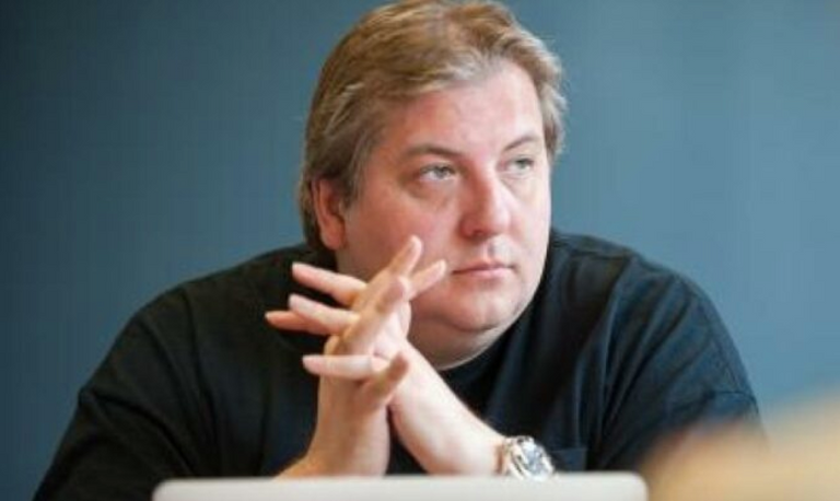 عشاق الكتب.. تعليم لا ينتهي