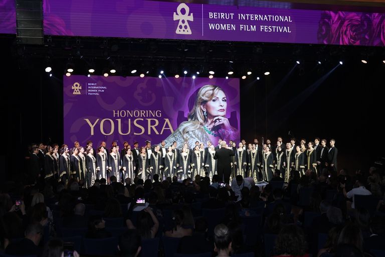 النجمة المصرية يسرا