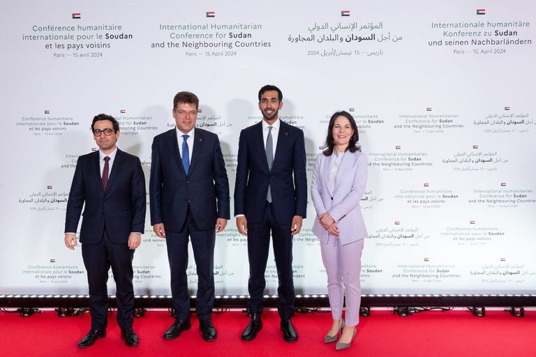 الشيخ شخبوط بن نهيان آل نهيان خلال المؤتمر الإنساني بشأن السودان