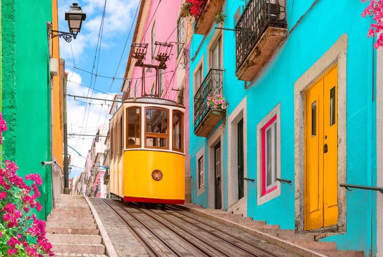 لشبونة مدينة تبلّيسي