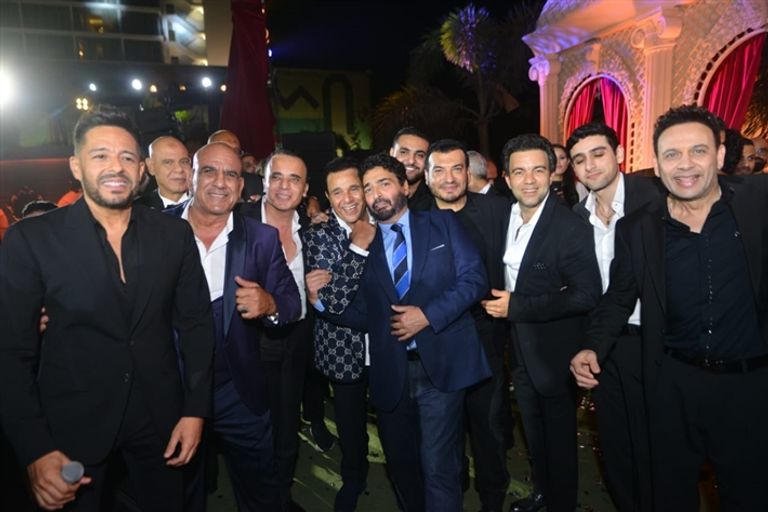 عمرو دياب في حفل زفاف ابن محمد فؤاد