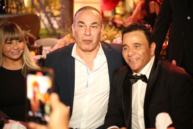 عمرو دياب في حفل زفاف ابن محمد فؤاد