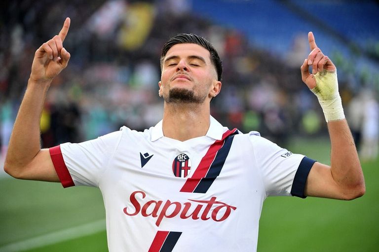 النجم المغربي أسامة العزوزي هدف أسامة العزوزي في شباك روما