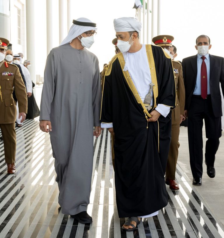 رئيس الإمارات وسلطان عمان