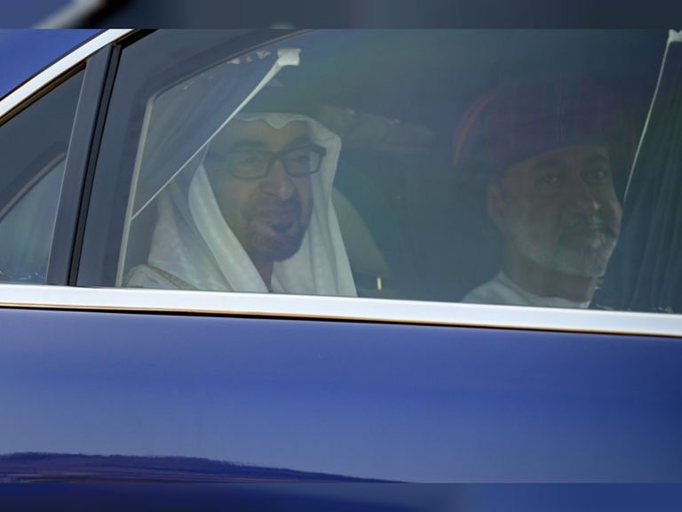رئيس الإمارات وسلطان عمان