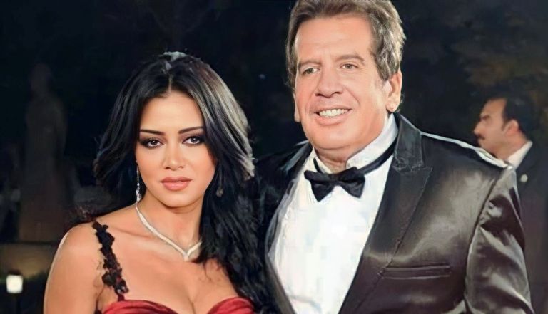 الفنانة رانيا يوسف