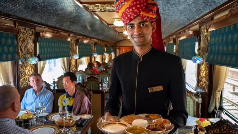 "مهراجا إكسبريس" خطوط السكك الحديدية في الهند