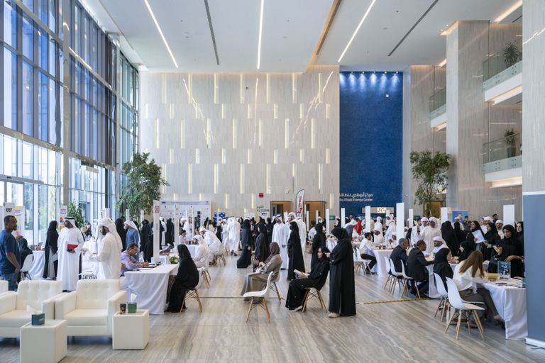 معرض «مُصنّعِين».. قمة ناجحة تستقطب كفاءات الإمارات
