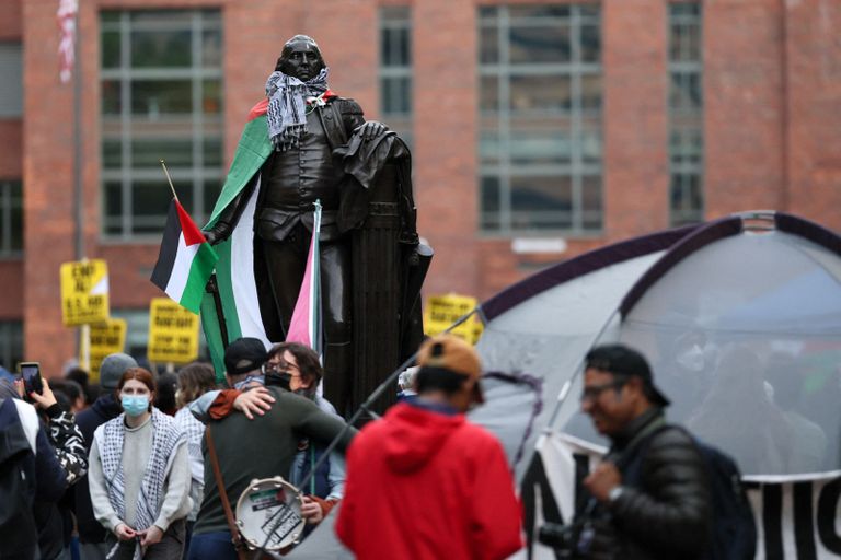 غزة تشعل احتجاجات طلابية بجامعات أمريكية