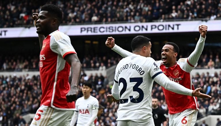 مباراة أرسنال وتوتنهام في الدوري الإنجليزي أرسنال وتوتنهام في ديربي شمال لندن