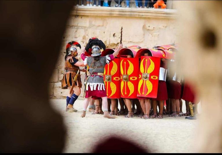 مهرجان الأيام الرومانية في تونس
