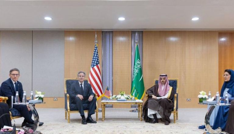 لقاء وزيري خارجية أمريكا والسعودية في الرياض