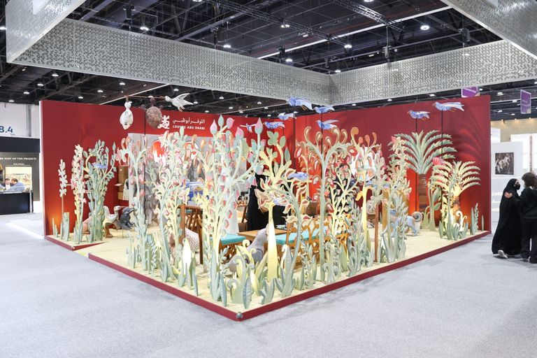 كتاب «كليلة ودمنة» في معرض أبوظبي للكتاب