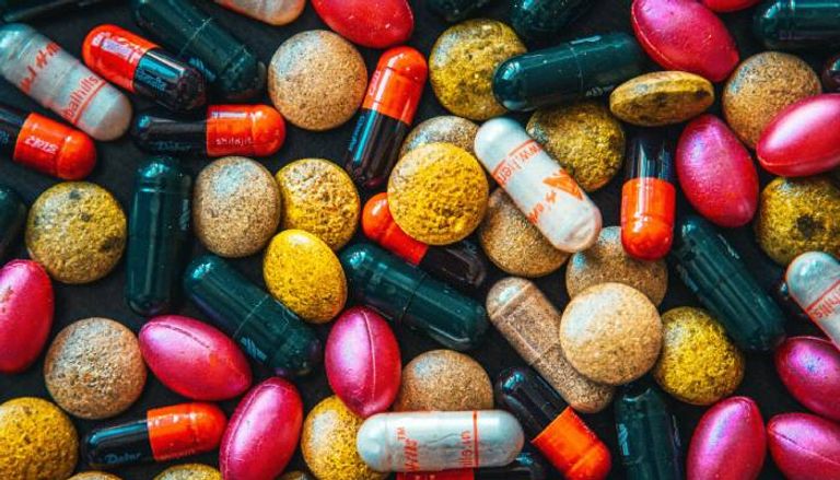 المكملات الغذائية وتأثيرها أنواع مختلفة من المكملات الغذائية