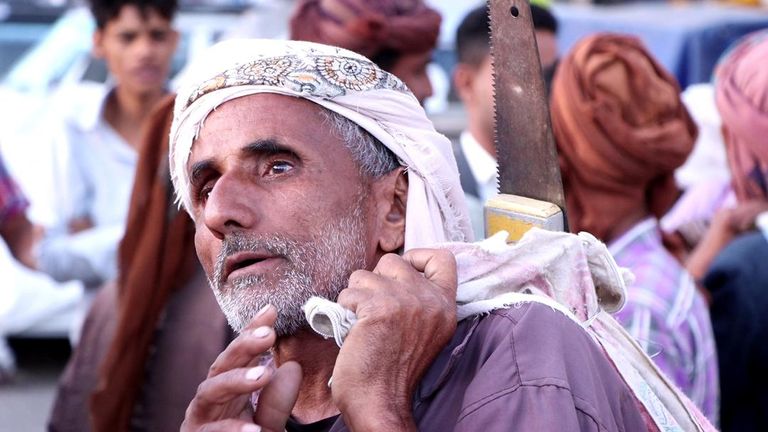 أوضاع صعبة لعمال اليوميات في اليمن