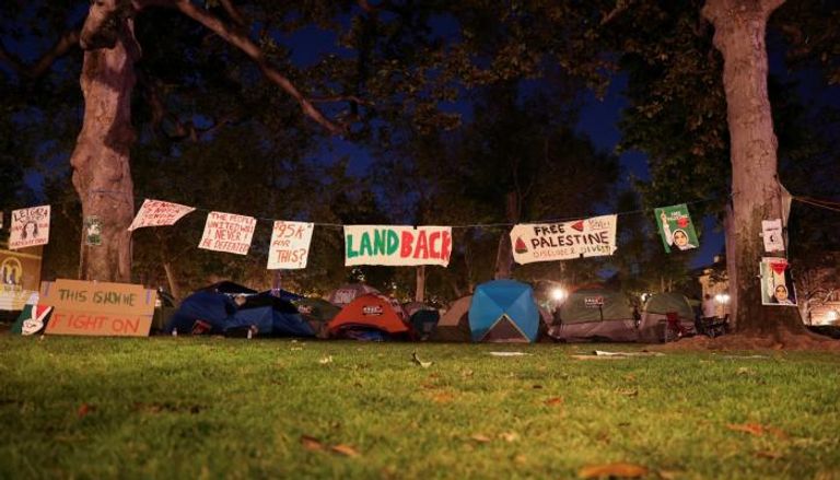 مخيم لطلاب مناصرين للفلسطينيين في جامعة جنوب كاليفورنيا
