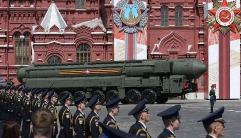 صاروخ في عرض عسكري سابق للجيش الروسي