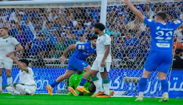 جانب من مباراة الأهلي والهلال بدوري روشن