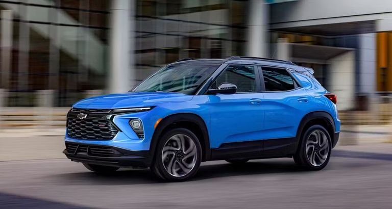 طراز Chevrolet Trailblazer FWD طراز Nissan Kicks FWD