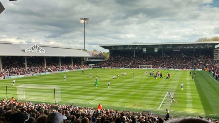 ملعب كرافين كوتاج فولهام ضد مانشستر سيتي