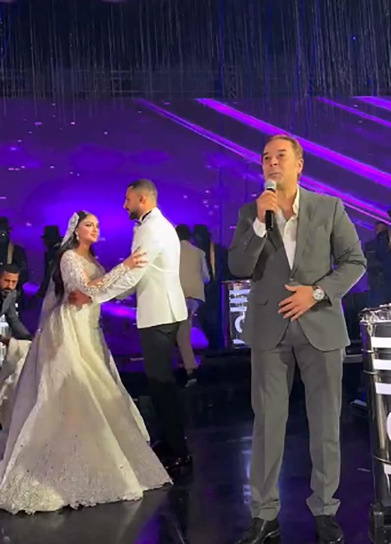 مصطفى كامل في حفل زفاف ابنته "فرح"