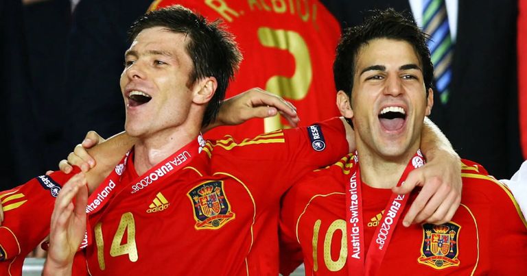 تشابي ألونسو وفابريغاس  تياغو موتا