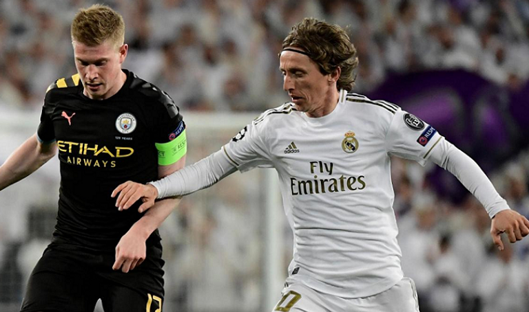 كيفن دي بروين ولوكا مودريتش محمد صلاح وكيفن دي بروين