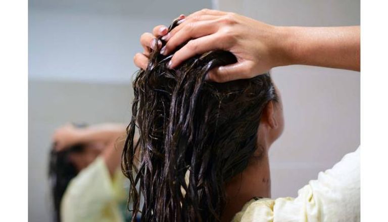 صبغ الشعر البني خطوات صبغ الشعر في البيت