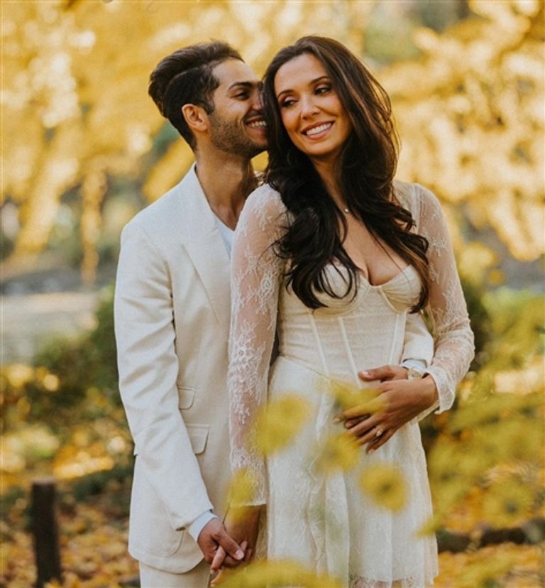 إيميلي شاه ومينا مسعود