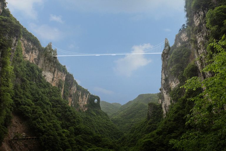 الجسر الزجاجي في الصين