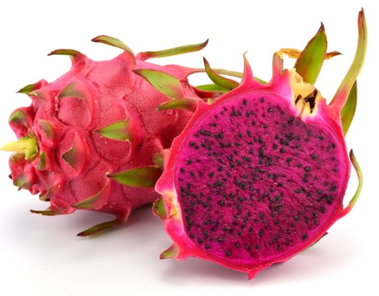 فاكهة التنين بنوعيها الأبيض والأحمر