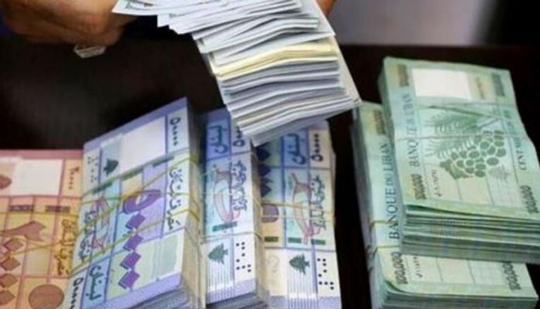 الليرة اللبنانية في إحدى شركات الصرافة 