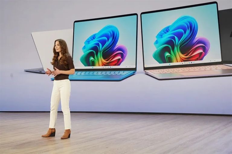 لابتوب Surface 6 أسرع من "ماك بوك إير" مؤتمر مايكروسوفت للمطورين
