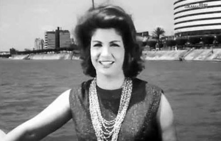 الفنانة مها صبري