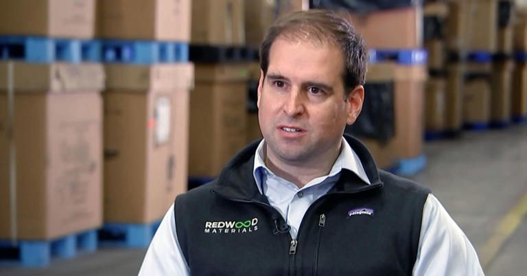 جيفري براين ستراوبيل إيلون ماسك