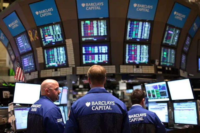 مصرف Barclays وول ستريت
