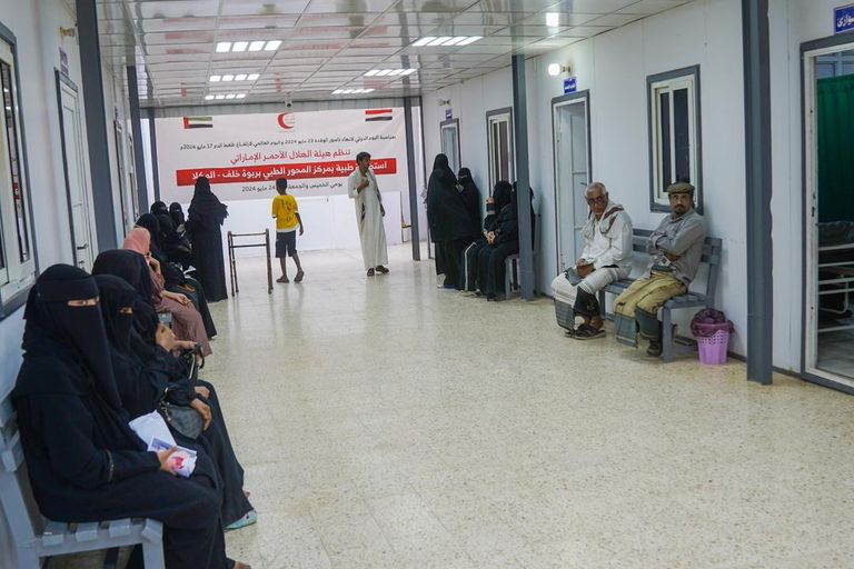 فعالية إماراتية تعالج عشرات المرضى في حضرموت