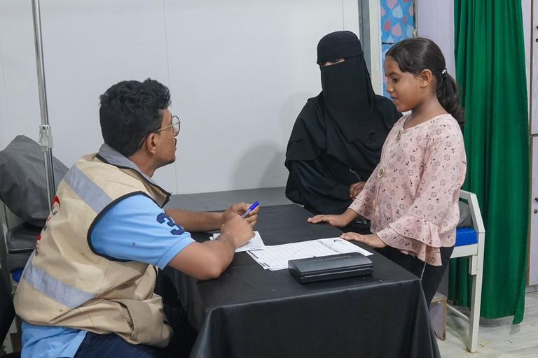 فعالية إماراتية تعالج عشرات المرضى في حضرموت