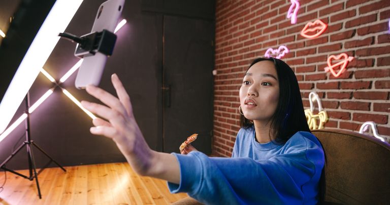 اقتصاد المؤثرين اقتصاد المؤثرين