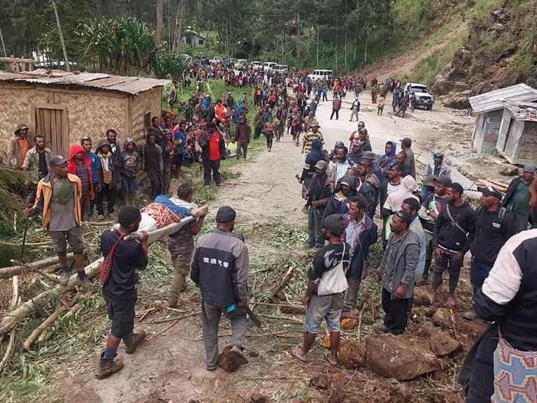 صور تجسد مأساة بابوا غينيا الجديدة