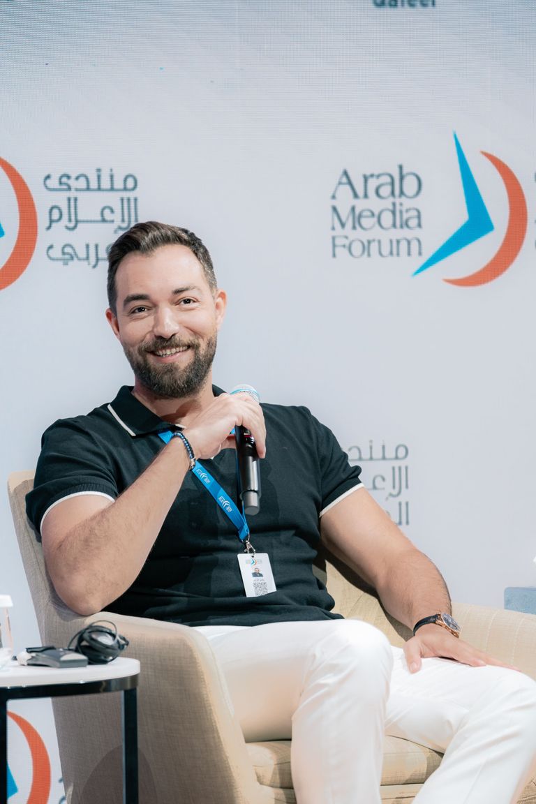 جلسة "البودكاست يسرق الأضواء"