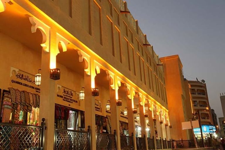 سوق نايف دبي أحد أفضل مولات الجملة في دبي مولات دبي الرخيصة