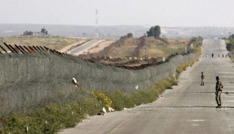 طريق مواز لمحور فيلادلفيا بين غزة ومصر