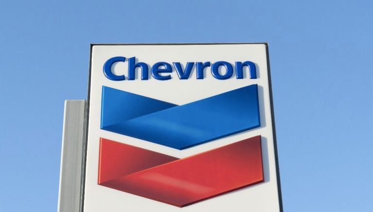 شركة شيفرون أضخم صفقات الاستحواذ في النفط والغاز