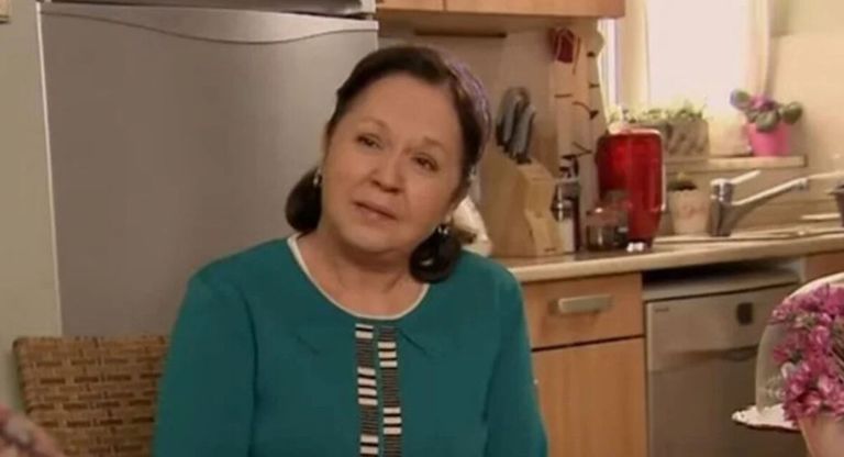 فاطمة كارانفيل