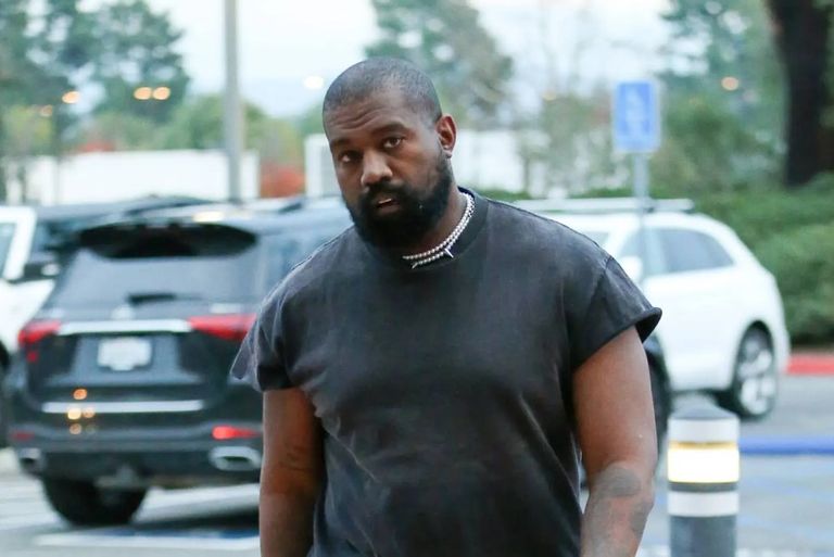 كاني ويست ومساعدته السابقة