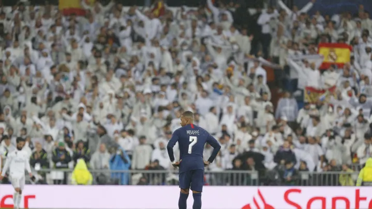 كيليان مبابي كيليان مبابي في ملعب ريال مدريد