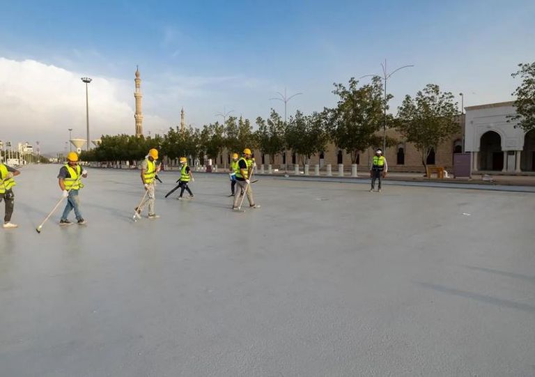 طرق مطاطية مرنة لأول مرة في حج 2024